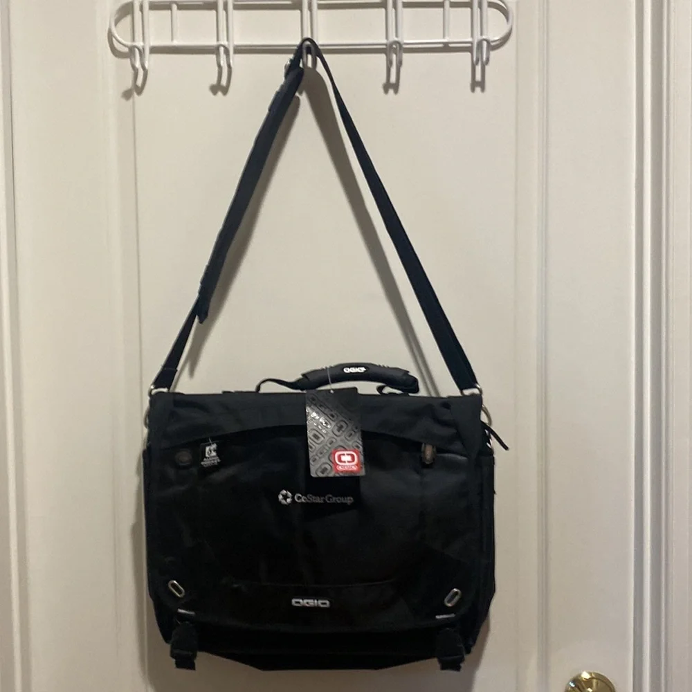 OGIO Corporate Canvas Nylon Computer Messenger Bag Classification 03570 $150 NWT